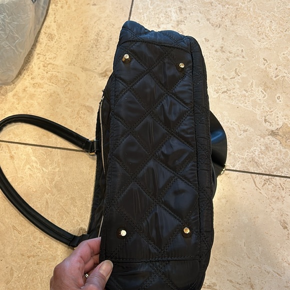 Marc New York, Andrew Marc satchel with lots of zippered sections! - Picture 7 of 9